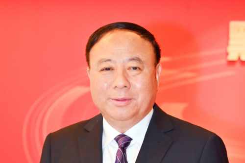全国人大代表李寅2025年提案--关于推动分布式电源高质量、有序发展，助力“双碳”目标实现的建议